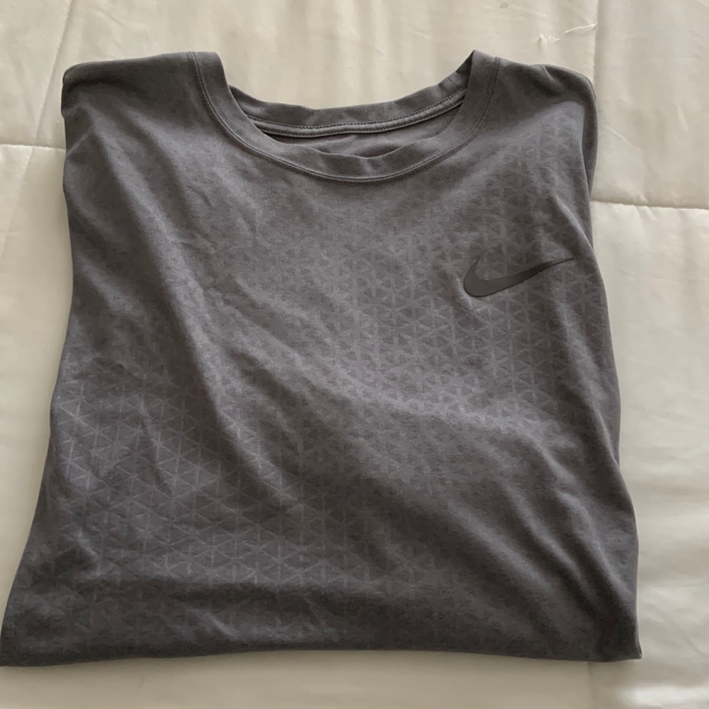 Mens Nike S/S Gray Workout Shirt